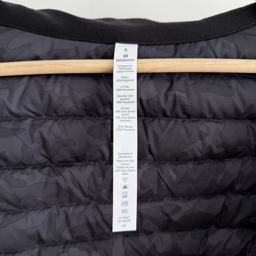 Lululemon Pack It Down Jacket Mens 8 Black Gray Camo Incognito Packable W Hood - Picture 8 of 13